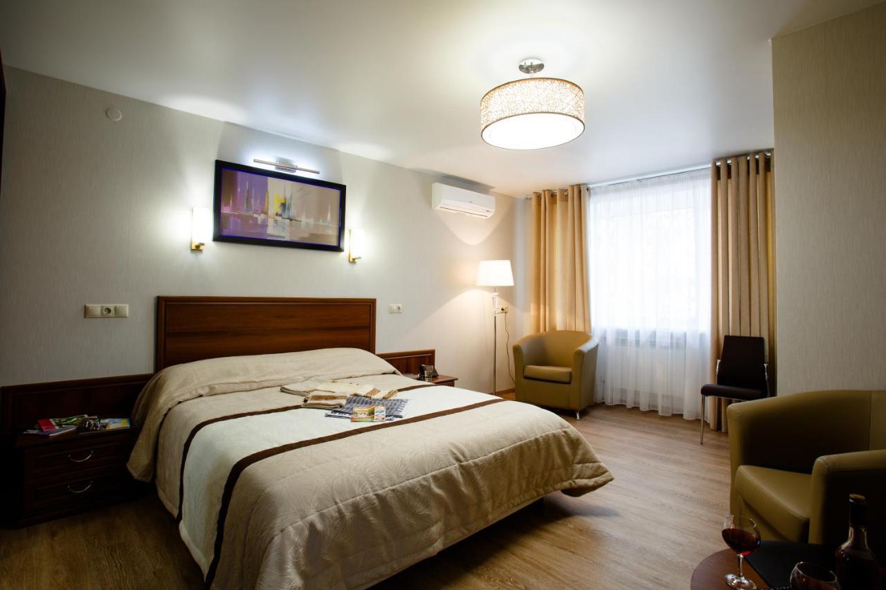 Apart-Hotel Vegus Uralsk Zewnętrze zdjęcie